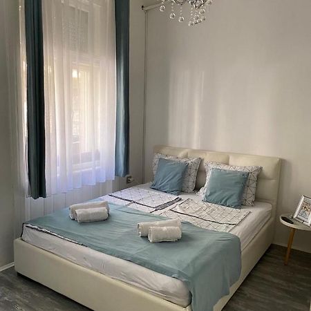 Center Cosy Vintage Apartment Novi Sad Exteriör bild