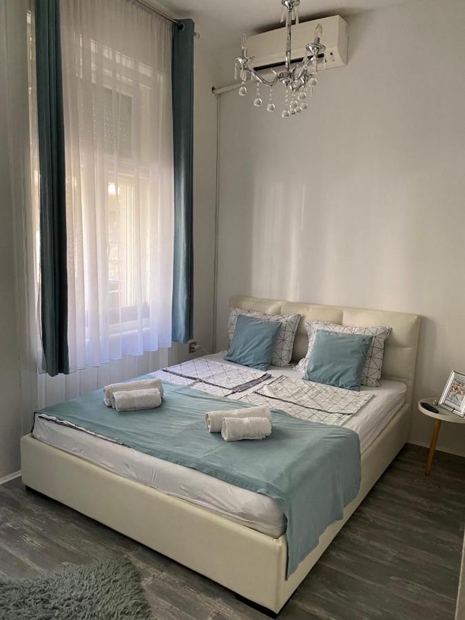 Center Cosy Vintage Apartment Novi Sad Exteriör bild